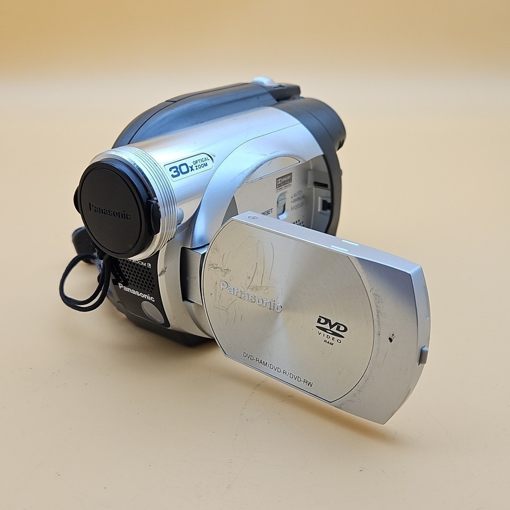 Panasonic Palmcorder VDR-D105 mini DVD Camcorder UNTESTED AS‎ IS FOR PARTS